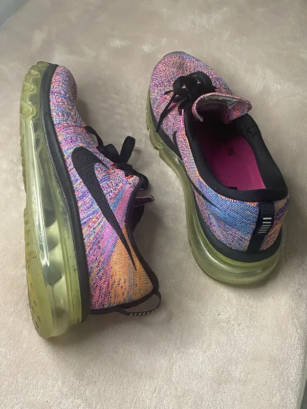 Nike Women's Flyknit Air Max Multicolor Running Shoes Sneakers Size 7 - Image 4