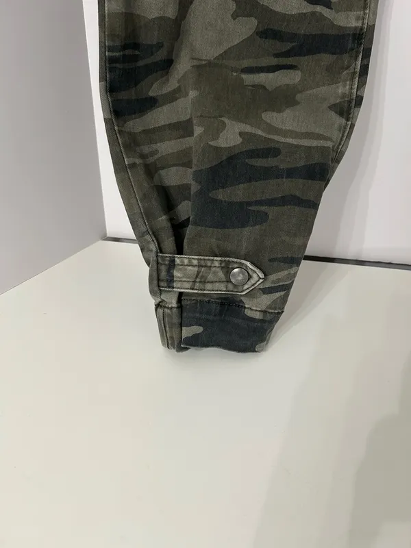 Express Camouflage Pants - Image 4