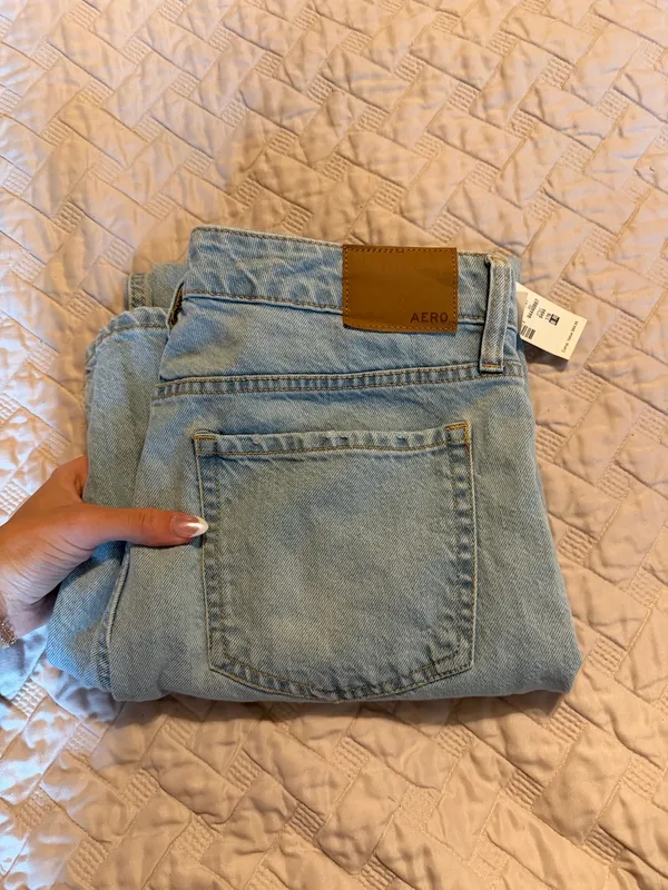 Aeropostale Low-Rise 90s Baggy Jeans - Image 7