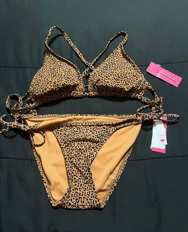 Target Cheetah Bikini Set - Image 4