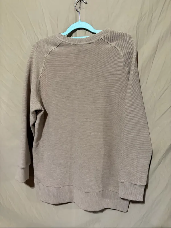Varley crewneck sweater - Image 4