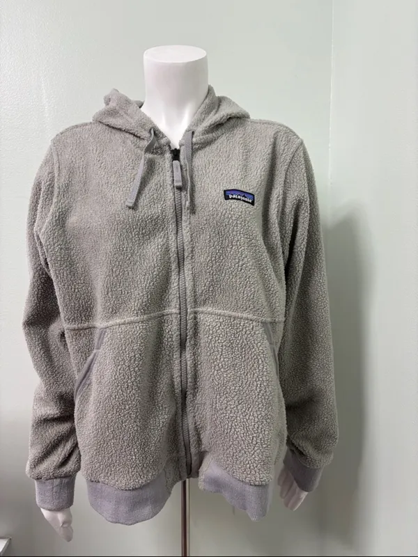 Patagonia Salt Grey Shearling Hoody Large - Image 2