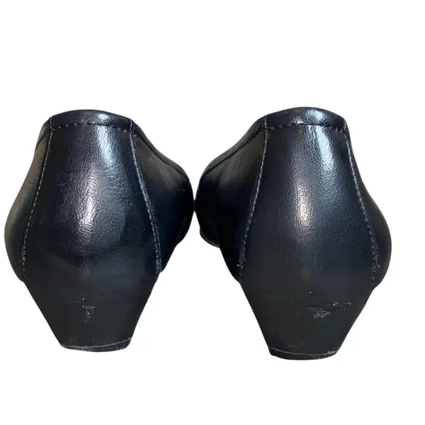 Yuu Renner Black Slip On Wedges 10M - Image 3