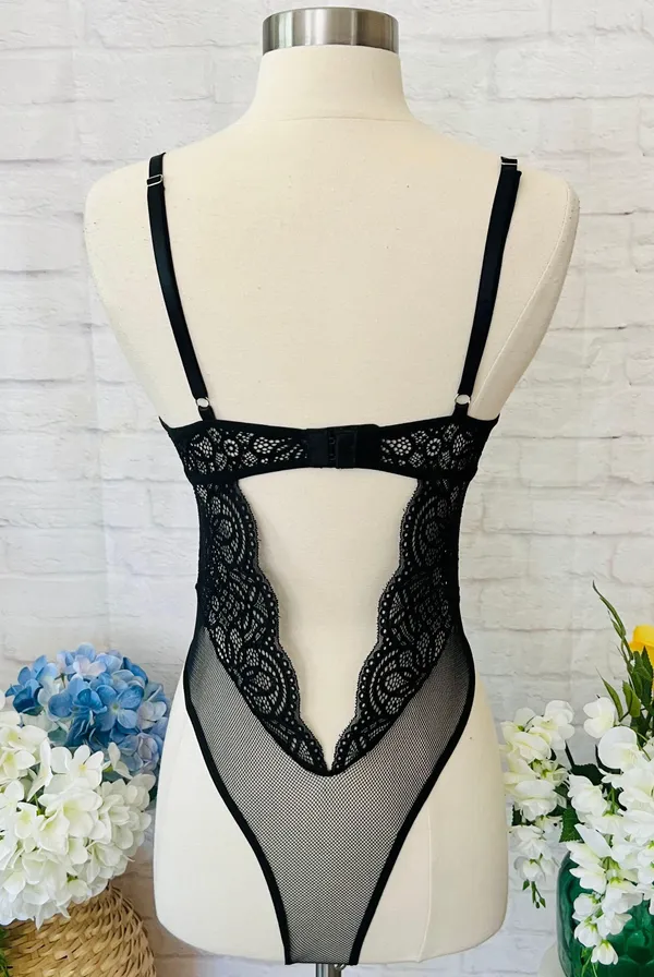 Boutique NEW Lace Teddy - Image 5