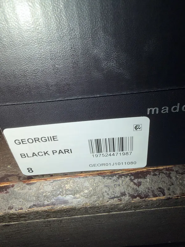 Heels Black Size 8 - Image 5