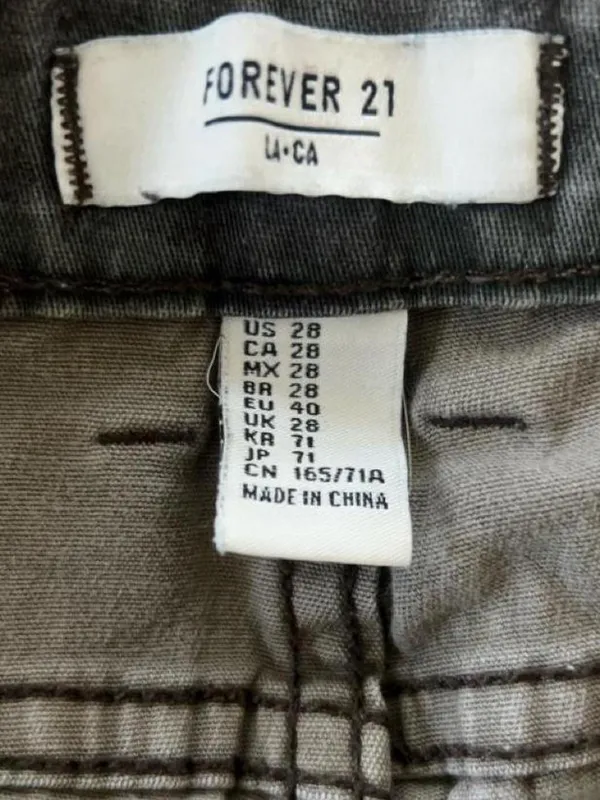Forever 21 Cargo Pants - Image 6