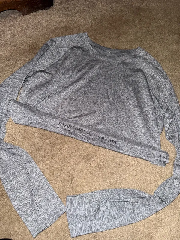 Lululemon Swiftly Long Sleeve Cropped - Image 3