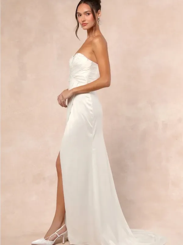 Lulu's Ivory Strapless beaded Sweetheart Gown with Draped Front Slit - Image 3