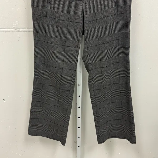 Loft Petite Women’s Plaid Flare Classic Everyday‎ Career Trouser Pants 8P Gray - Image 4