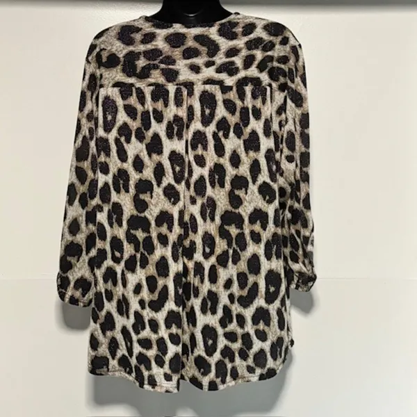 Rebecca Malone Plus Size 1X Leopard Print Zip Front Roll Tab Sleeve Tunic Top - Image 3