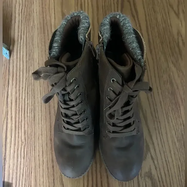 Time and Tru Brown Boot Heels Women’s Size 8.5 - Image 5