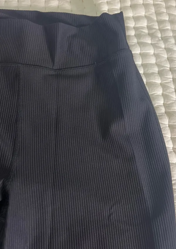 Old Navy Flare Ribbed Leggings Powersoft - Image 4