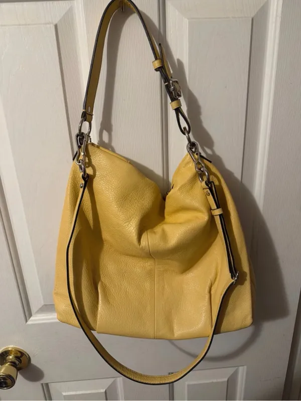 Coach Isabelle Madison Butter Yellow Shoulder Bag - Image 4