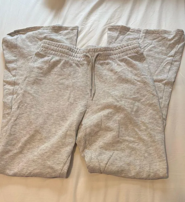 Hollister Sweatpants Grey Ultra High-Rise Wide-Leg Long - Image 4