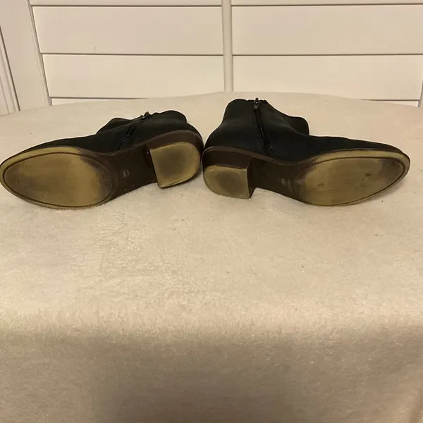 Lucky Brand Black Ankle Booties - Image 7