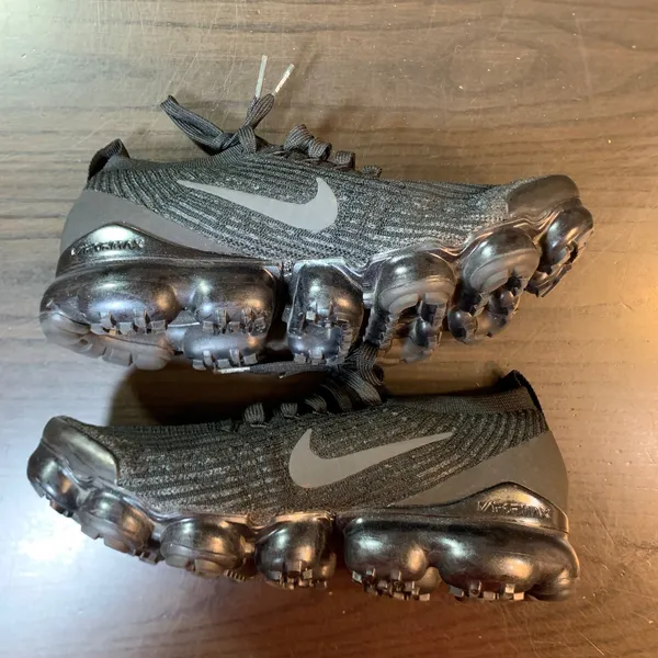 Nike Air VaporMax 3.0 Flyknit Triple‎ Black Running Shoes AJ6910-002 Womens 9 - Image 6