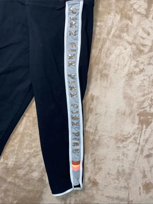 Victoria's Secret Black Leggings Capris with Gray Side Panel sequins - Image 4