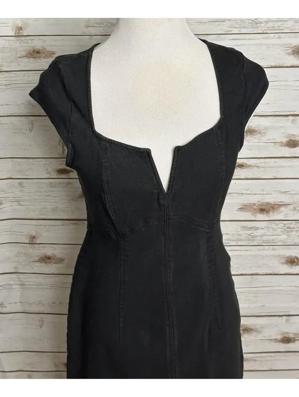 Free People black sheath dress Medium notch/split V neck bodycon minimalist LBD - Image 2