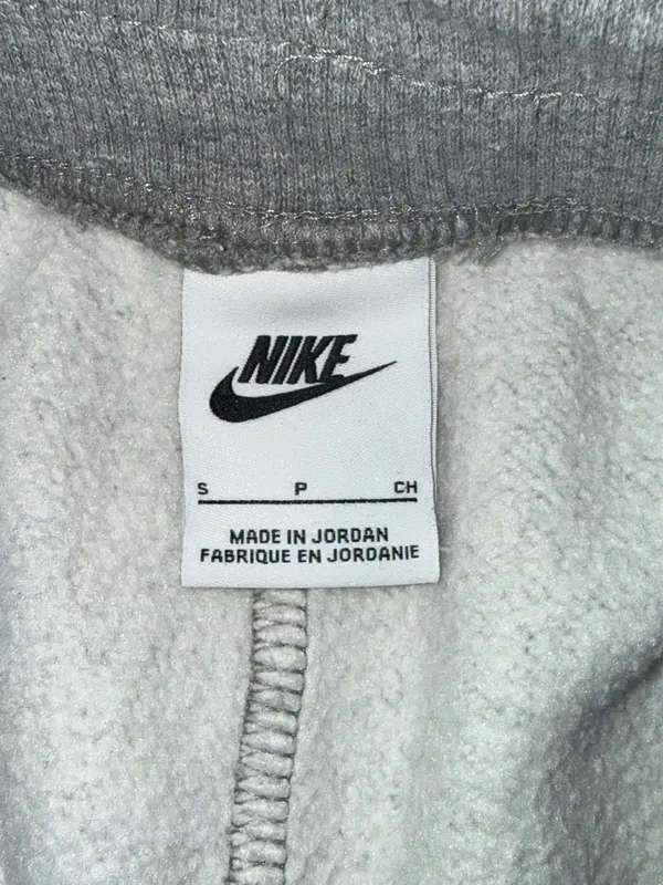 Nike Grey Sweat Shorts - Image 3