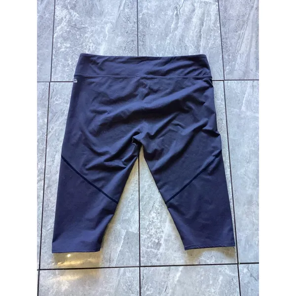 Fabletics Capri Womens Gray Athletic Workout Running Yoga Stretch High Rise - Image 2