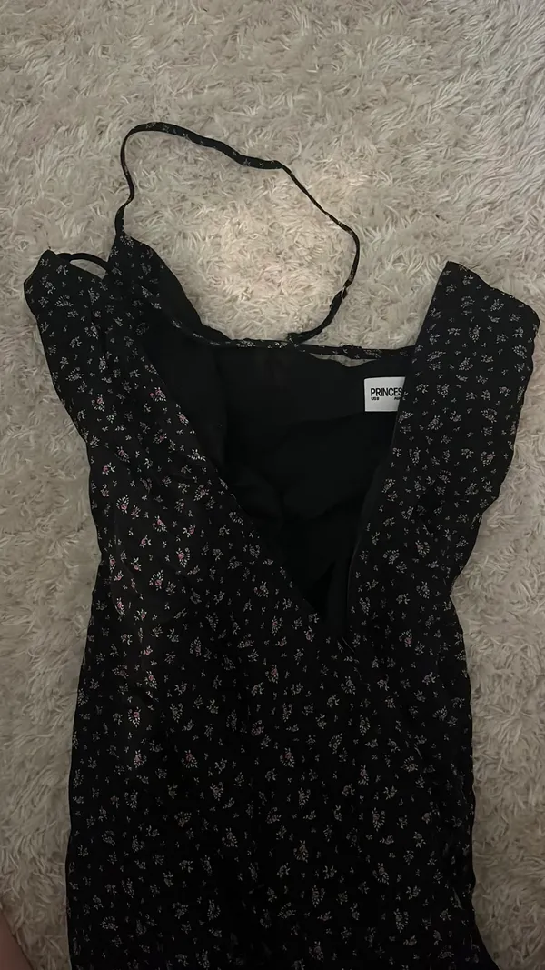 Princess Polly black flower dress - Image 4