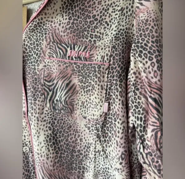 SKIMS Pajama Set XL - Image 4