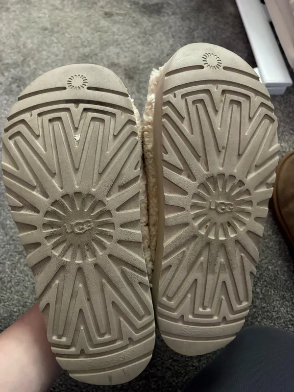Ugg slippers  - Image 5