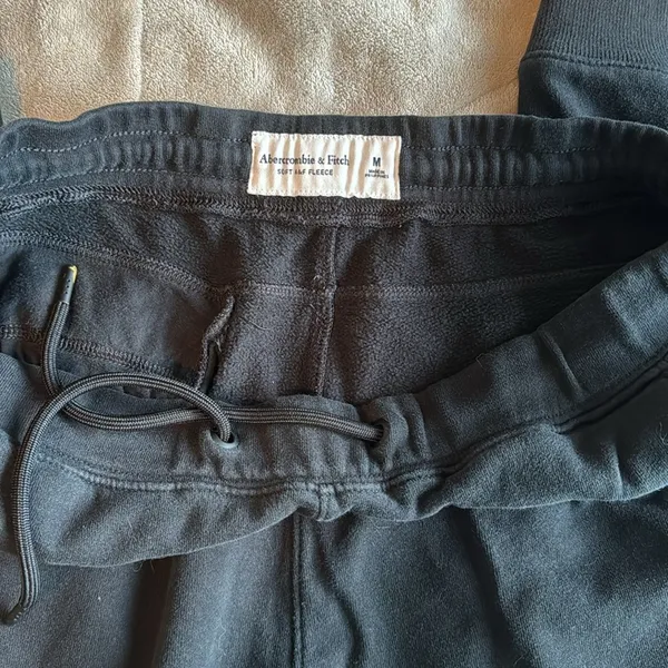 Abercrombie and Fitch black joggers - Image 7