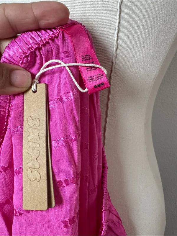 SKIMS Hot Pink Jacquard Lace PJ set size M - Image 10