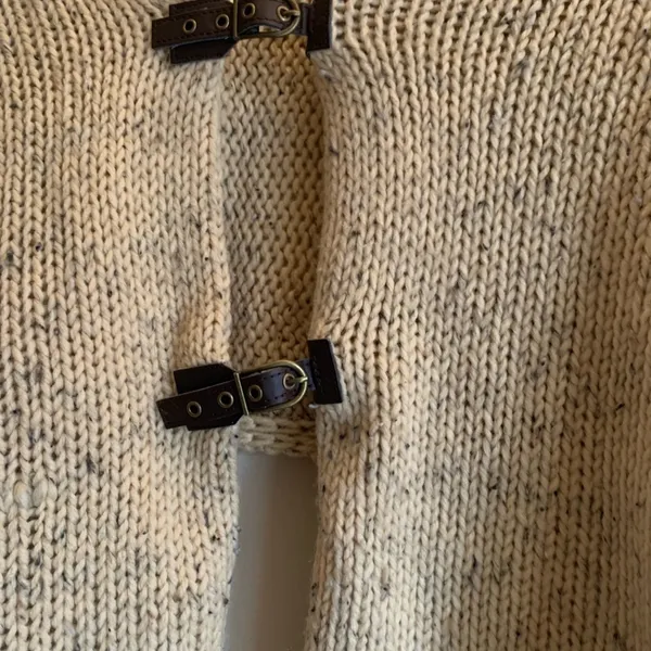 Simply Noelle Tan Knit Poncho with Buckle Accents Winter Top Pullover OS - Image 2