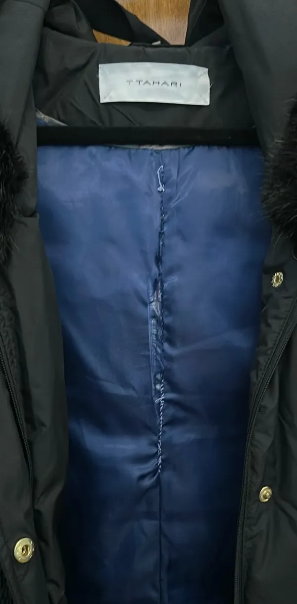 T TAHARI Women’s Down-Filled Winter Parka/Coat Size Large - Image 4