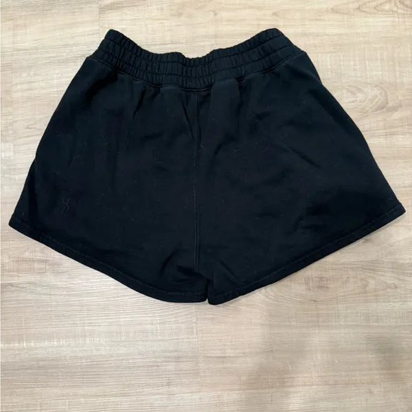 Hollister Shorts! - Image 2