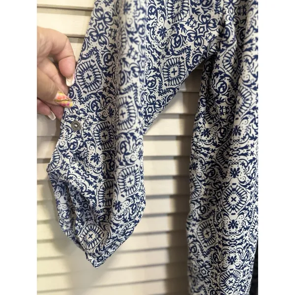 Rewind Floral Roll Tab Sleeve Chiffon Blouse Crochet Tie Neck‎ Size M Blue/White - Image 4