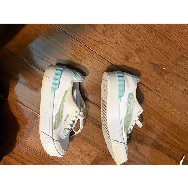 Puma Carina Street Platform Sneaker Pastel White Mint‎ Blue 384371-01 Size 8.5 - Image 4