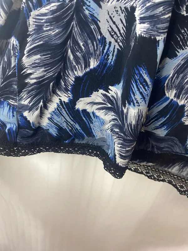 Aerie Blue Feather Print Lace Trim Satin Cami Tank Top Women’s Size XXL Sleepwea - Image 4