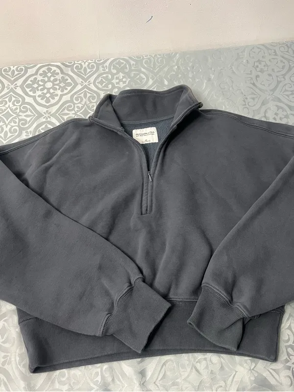 Abercrombie & Fitch Women's Slate gray Half-Zip Sweatshirt size XS - Image 2