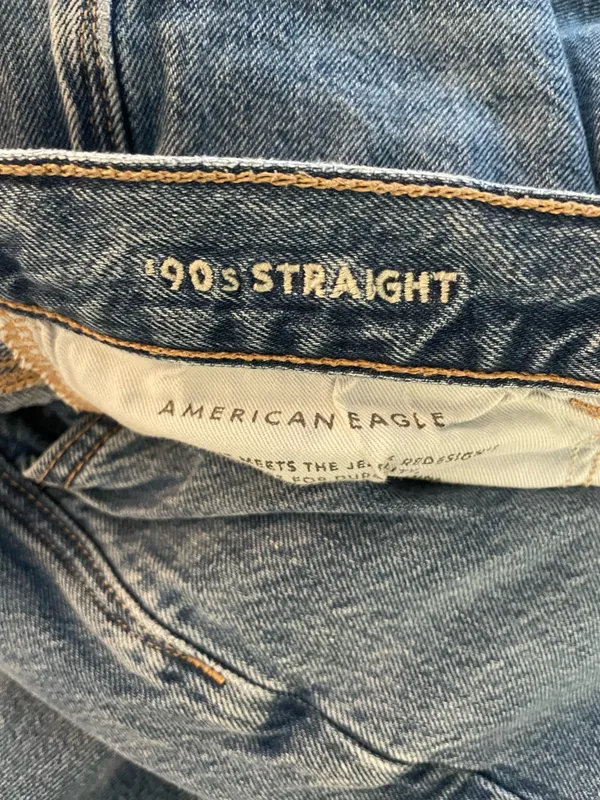 American Eagle 90s straight Jean - Image 3