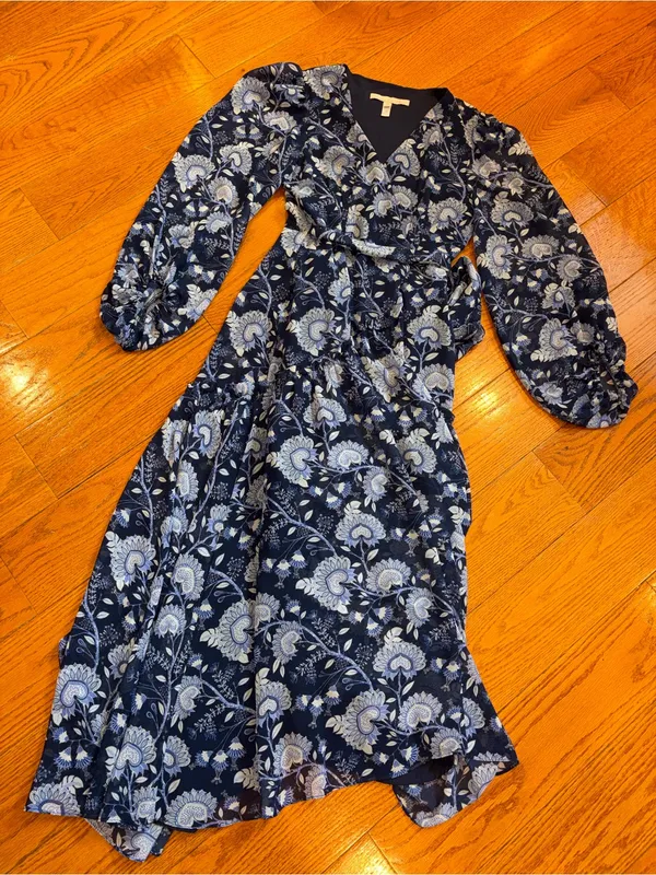 Anthropologie Hutch Navy Floral Wrap Midi Dress Small Cottagecore Boho Romantic - Image 3
