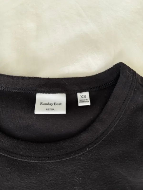 Aritzia Top - Image 2