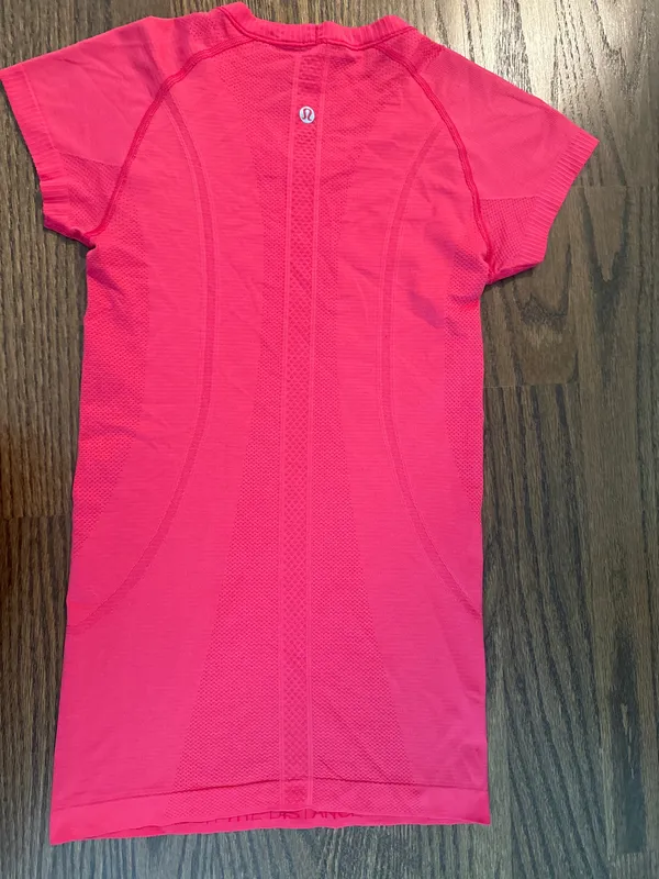 Lululemon Swiftly Short Sleeve - Image 3