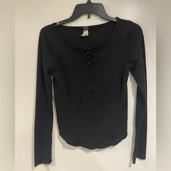 NEW Free People Jacqui Black Lace Up Layering Top size XS - Image 2