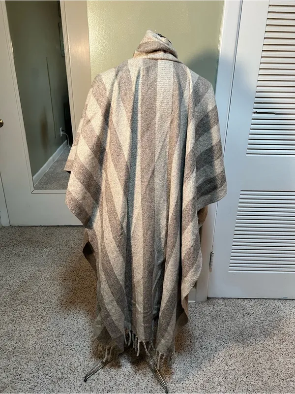 Vintage Women's Shawl Poncho Tan Brown Stripes Fringe Wool Blanket Tie Neck Boho - Image 5