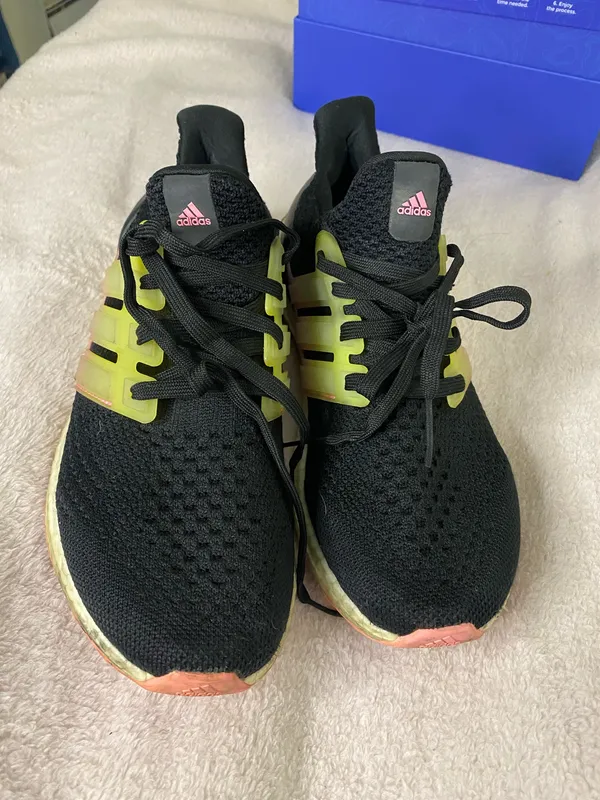 adidas UltraBoost 5.0 DNA Women Shoes Size 7.5 - Image 2