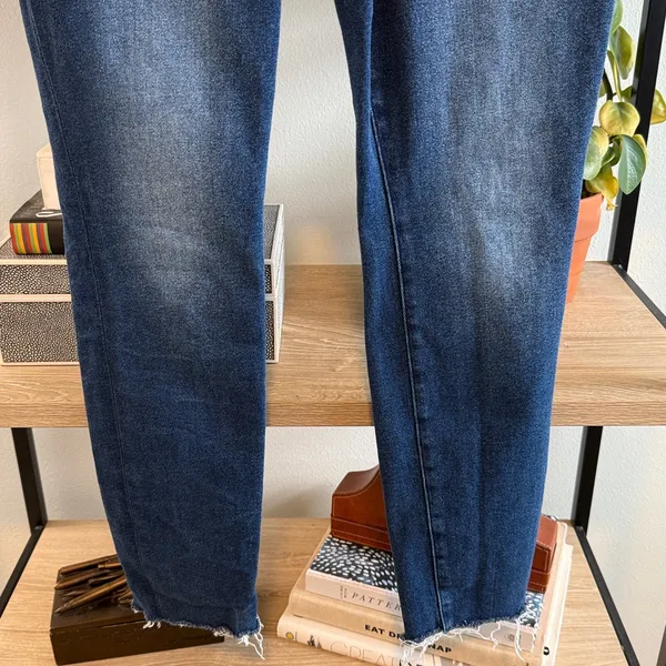 Good American "Good Waist” High Rise GWRH941T Raw Hem Skinny Jeans, 14/ 32 - Image 3