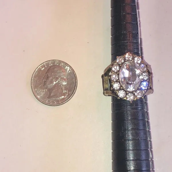 Antique Gold Tone Brass Tone Rhinestone Cluster Ring - Image 5