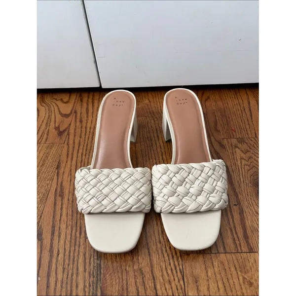 A new day Woven Strap Cream Block Heel Sandals Size 12 New without Tags - Image 2