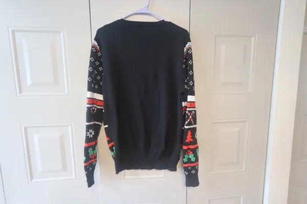 Primark deadpool ugly Christmas sweater in black, red and white size medium. - Image 8
