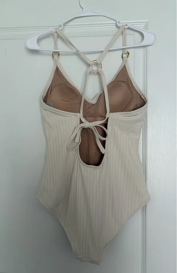 Kona Sol One-Piece Strappy Swimsuit - Image 3