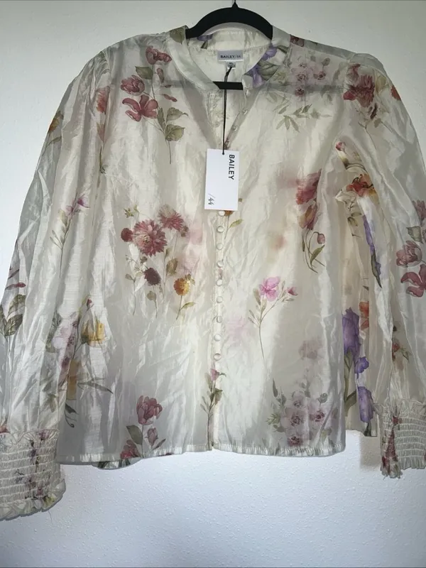 NWT WOMENS BAILEY 44 LIGHT SILKY FLORAL LAYOCELL BUTTONS Size XL - Image 4