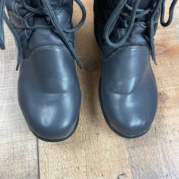 Totes Women's Size 6 Faux Fur Quilted Winter Snow Boots Lace Up Zipper Lined - Image 2